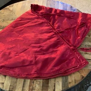 50” Christmas tree skirt